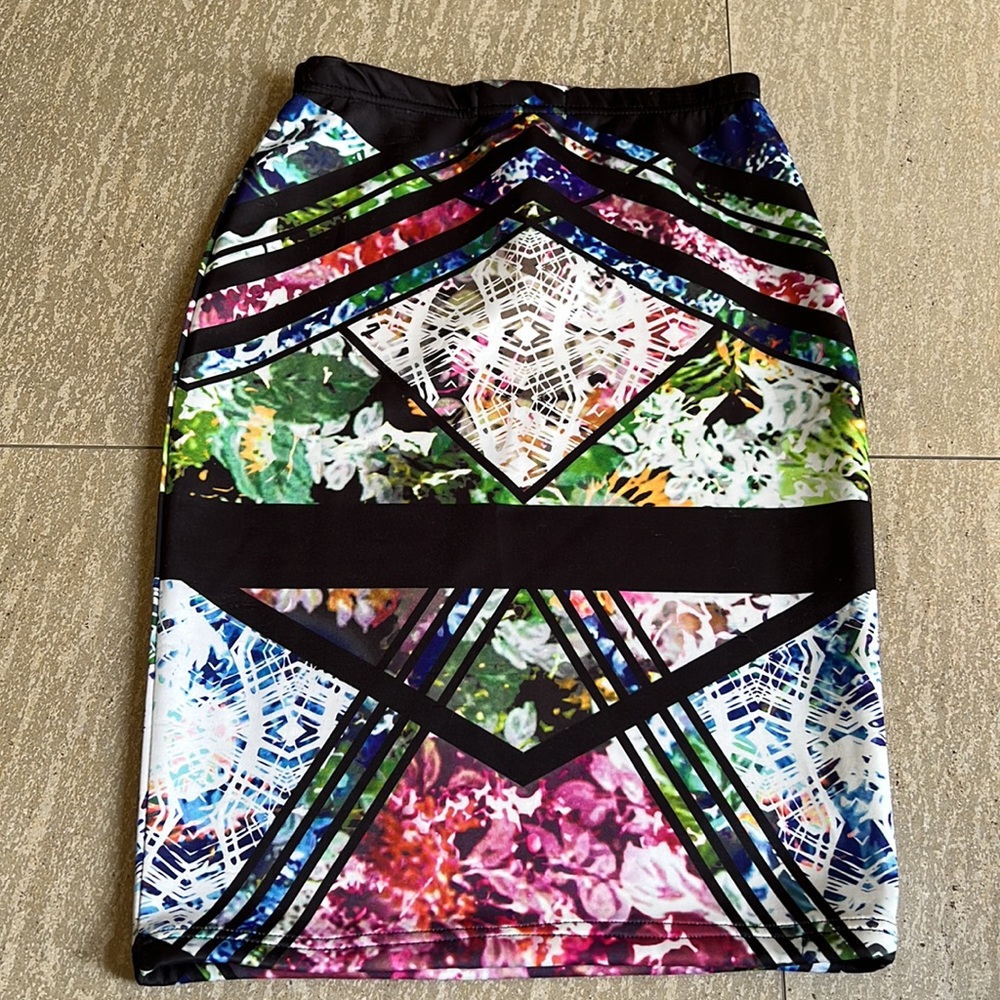 Boohoo Elastic High Waist Skirt - Picture 3 of 4